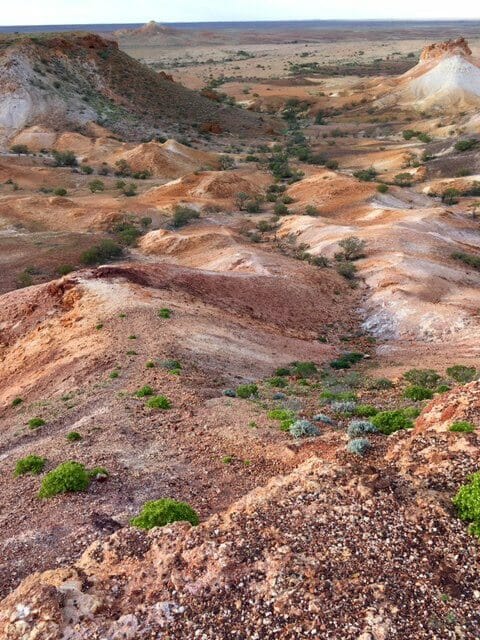 Looking for Beauty: Coober Pedy and the Breakaways